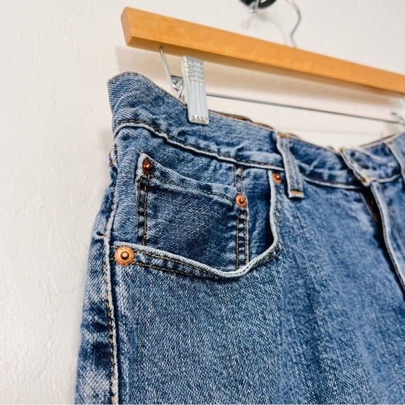 Levi's Raw Hem Cut Offs Denim Daisy Dukes 36 / XL - Picture 2 of 16